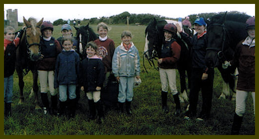 Group of children at Minimus 2006 in Waterford
